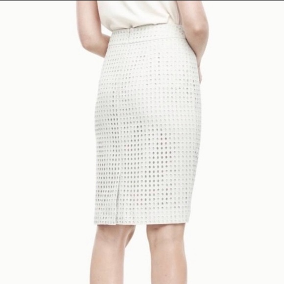 Ann Taylor Petites 2 Green Eyelet Straight Lined Pencil Skirt Suit Classic 2P - Picture 3 of 14